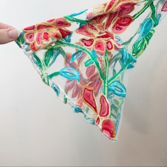 T&W Designs Floral Sheer Embroidered Bell Sleeve Pink/Blue Top - Picture 3 of 5